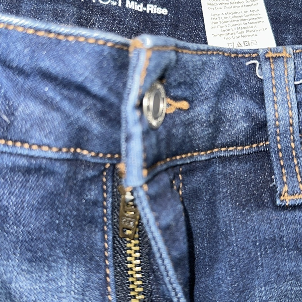 Time and Tru Dark Blue Denim Shorts size 6 mid rise - Picture 4 of 7